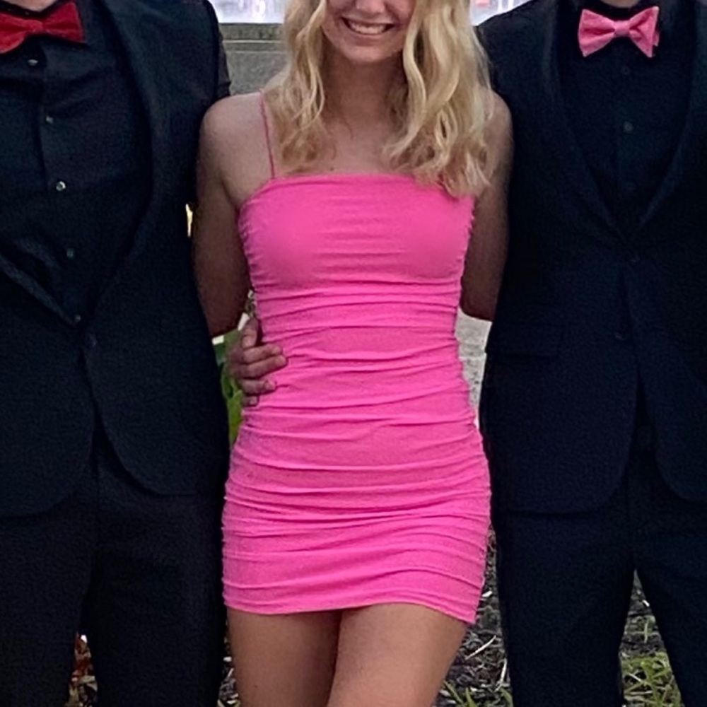 Princess Polly Homecoming/Prom Dress , small 2-4, open back ,